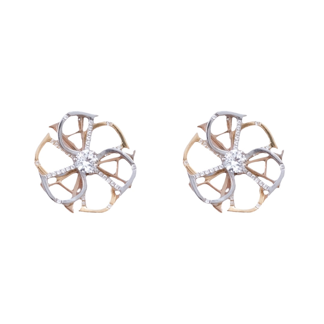 Adamas Flower Earring｜フラワーピアス 18K×Dカラーダイヤ