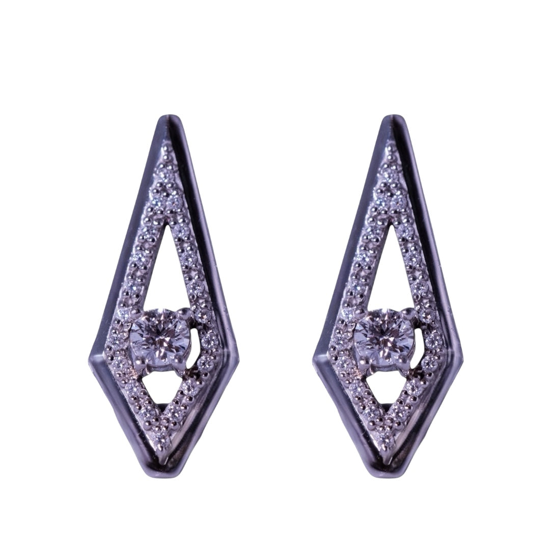 Welcome to Adamas Earring