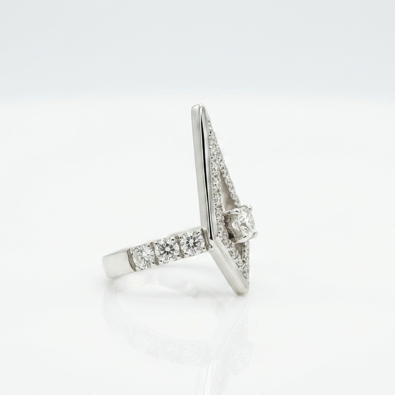 Welcome to Adamas Ring｜ダイヤモンドリング 18K×Dカラー